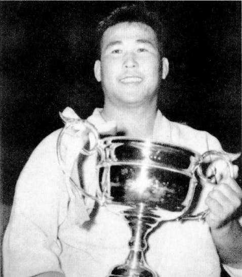Yoshihiko Yoshimatsu After winning the All-Japan Championships in 1952